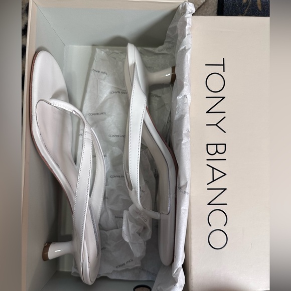 Tony Bianco x REVOLVE Krista Sandal in White kitten heel flip flop open toe - Picture 2 of 10